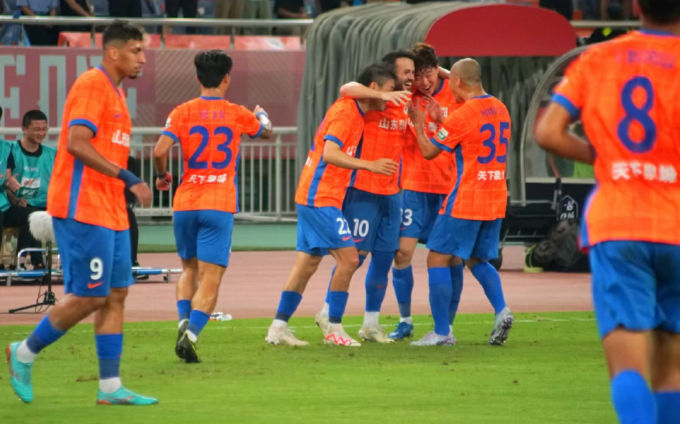 国足的于金, 卡扎伊什维, 缺席 国足的于金, 卡扎伊什维, 缺席